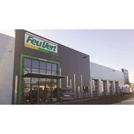 Next-Tech® fournisseur officiel des centres Feu-Vert Next-Tech® fournisseur officiel des centres Feu-Vert