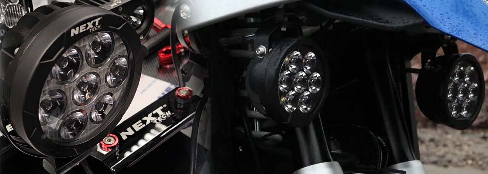 feux LED XP7 installé sur une moto BMW GS