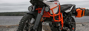 Moto KTM adventure avec les feux LED XP7 Next-Tech
                      
