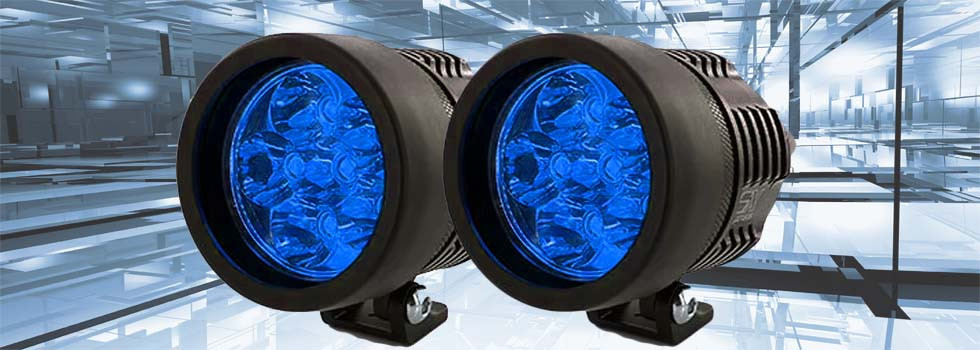 Installation des caches bleu 60mm sur des feux XP4 Next-Tech