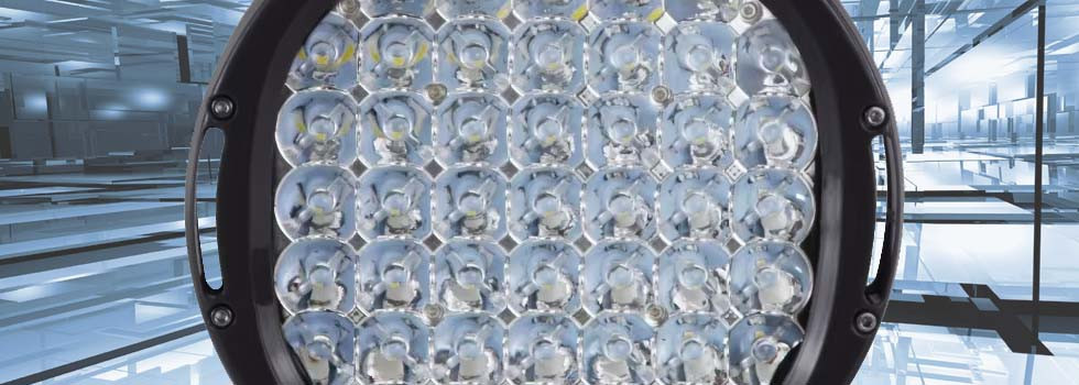 zoom-sur-les-led-avec-lentilles-incorporees-du-feu-led-longue-portee-ultra-puissant-220mm-avec-cerclage-rouge