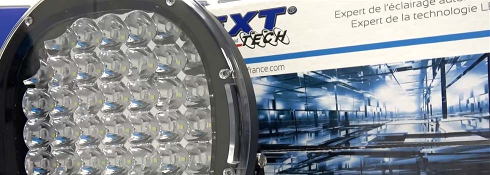 video-de-presentation-du-phare-led-ultra-puissant-185w-220mm-next-tech-rouge